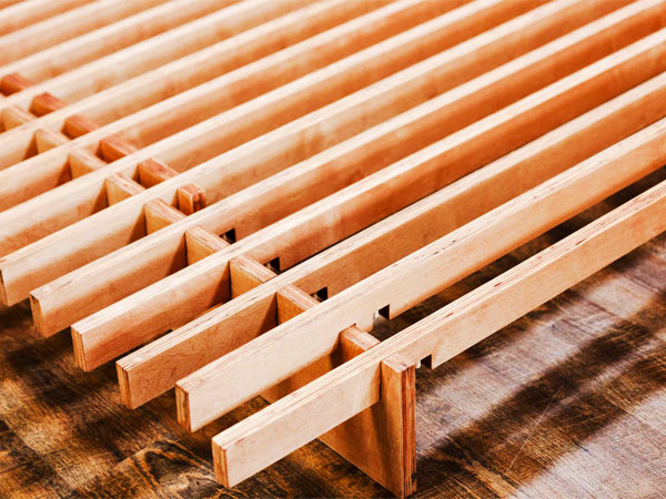 کفی تخت چوبی یا فلزی
